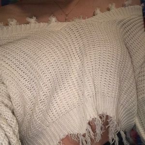 White Long sleeve knitted cropped sweater